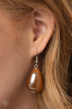 Load image into Gallery viewer, peach-glaze-blockbuster-necklace