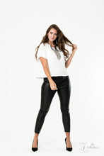 Load image into Gallery viewer, defiant