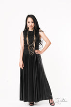 Load image into Gallery viewer, commanding