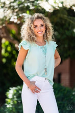 Load image into Gallery viewer, Glimpses of Malibu - Complete Trend Blend - July 2022