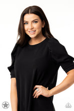Cargar imagen en el visor de la galería, the-millionaires-club-white
