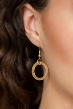 Cargar imagen en el visor de la galería, ringing-in-the-bling-gold
