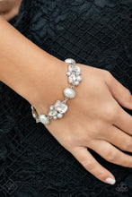 Cargar imagen en el visor de la galería, Fiercely 5th Avenue - Complete Trend Blend December 2021
