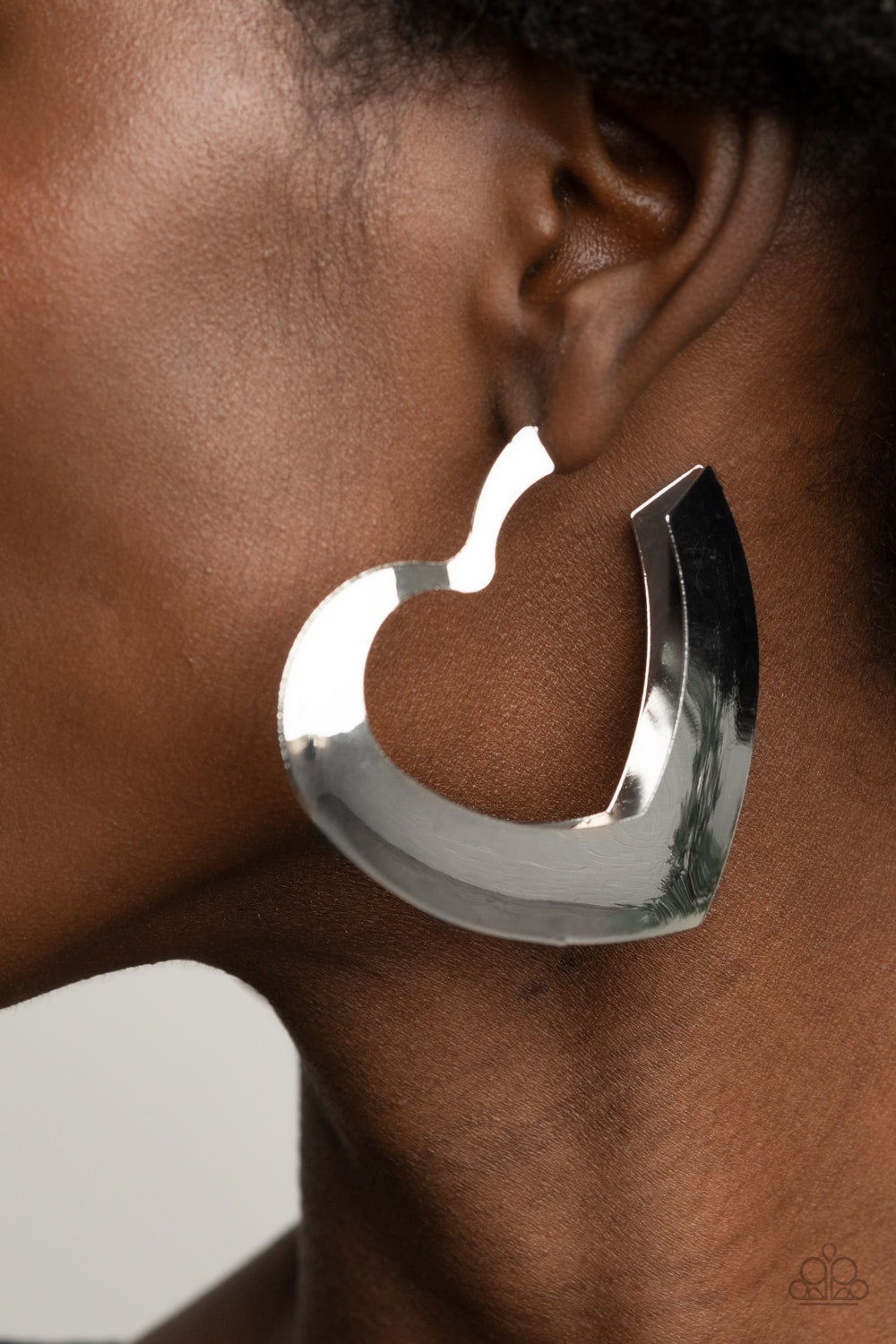 heart-racing-radiance-silver
