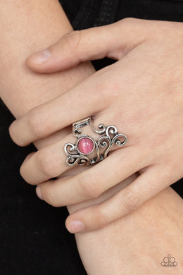 glimmering-grapevines-pink