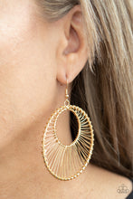 Load image into Gallery viewer, artisan-applique-gold
