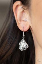 Load image into Gallery viewer, amazon-amulet-blue

