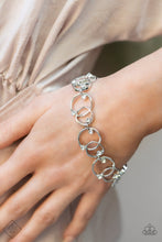 Cargar imagen en el visor de la galería, Fiercely 5th Avenue - Complete Trend Blend March 2022
