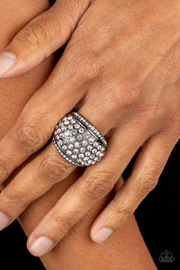 running-off-sparkle-black