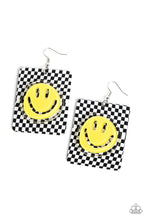 Cargar imagen en el visor de la galería, cheeky-checkerboard-yellow
